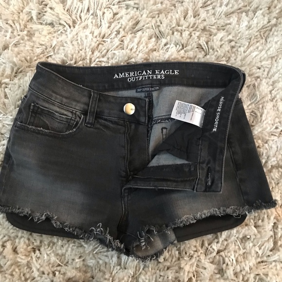 American Eagle Outfitters Black Denim Shorts - Picture 3 of 4